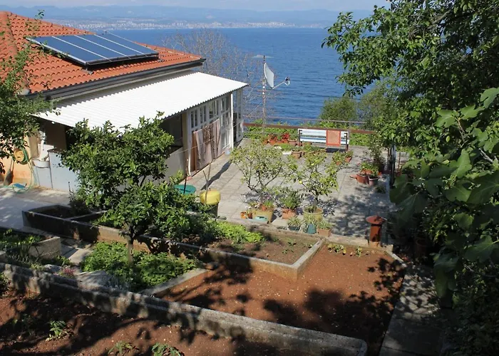 Double Medveja 7775a Casa de hóspedes Lovran